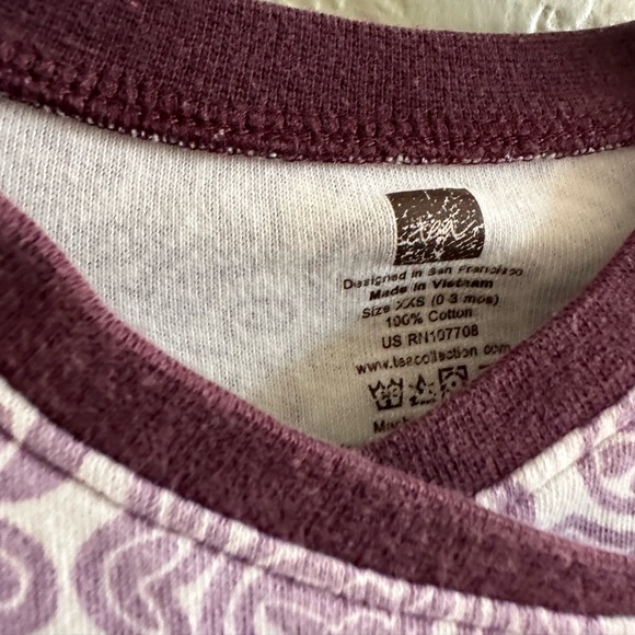 💙5/$25💙 Tea Collection Romper 0-3M - Picture 3 of 3